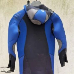 Combinaisons Magasin -Combinaisons Magasin bering comfort combinaison 65mm homme avec cagoule aqualung occasion 1