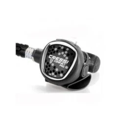 Pack MC9 SC COMPACT PRO + Octopus COMPACT + Manomètre De Cressi -Combinaisons Magasin cressi detendeur mc9 xs compact detendeur compense sub odyssee pas cher 5