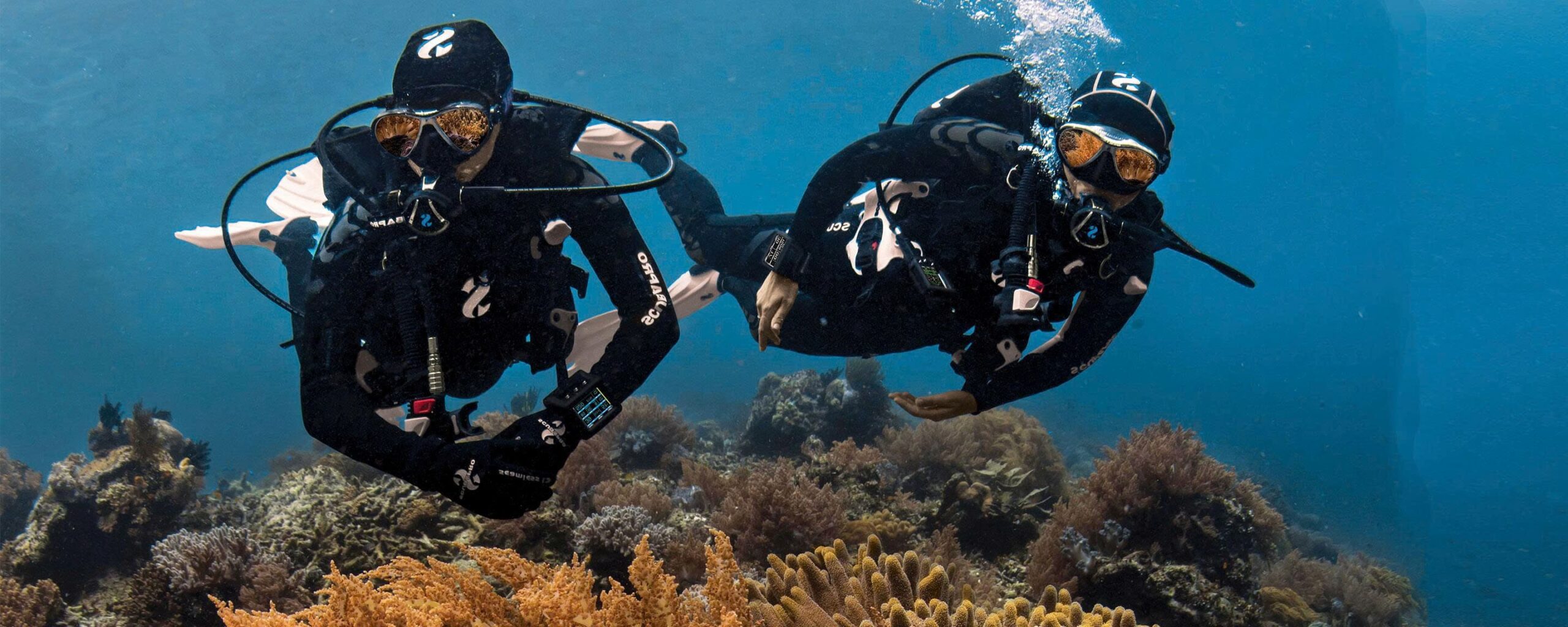 Combinaisons Magasin -Combinaisons Magasin z6885436022726 be0bd25296b68cd6523b0834c6e82e36 1 scaled